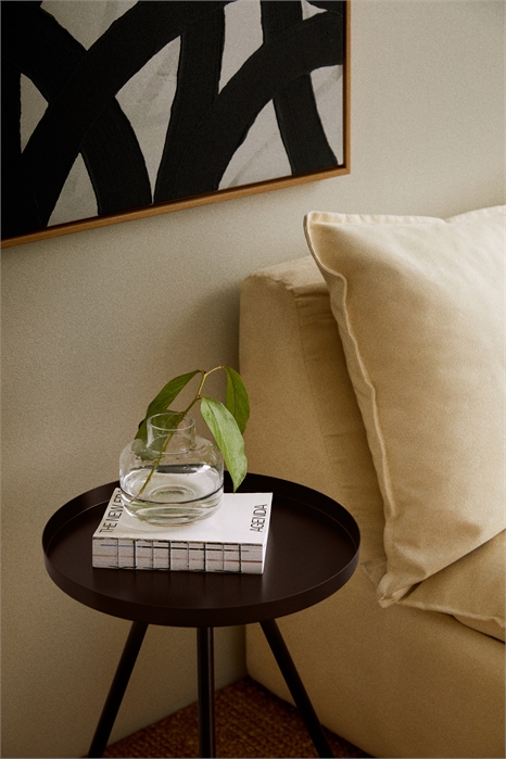 Маленький приставной столик артикул 0806581032