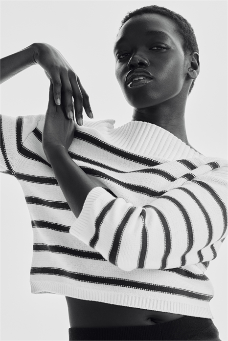 Джемпер с вырезом лодочкой из пурловой вязки артикул 1264240003