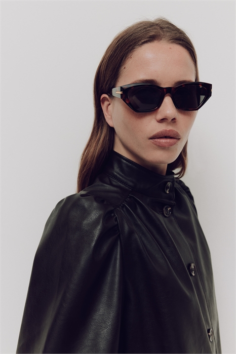 Солнцезащитные очки "кошачий глаз артикул 1083022001