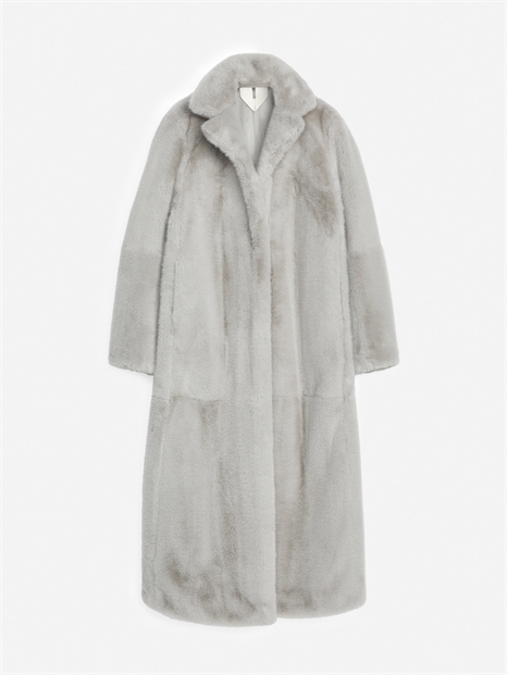 Шуба из искусственного меха артикул 1242899001