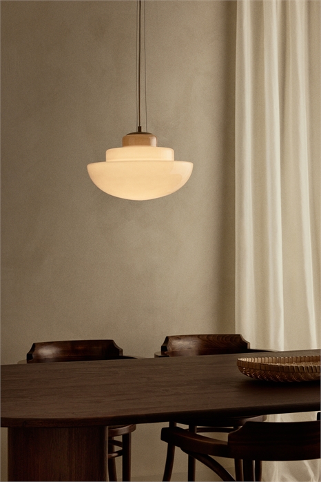 Стеклянный подвесной светильник артикул 1296330002