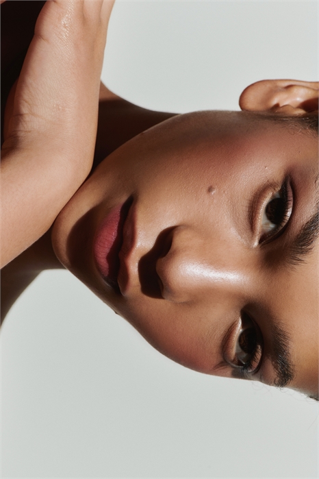 Палитра Sunlit Glow Trio артикул 1313811001