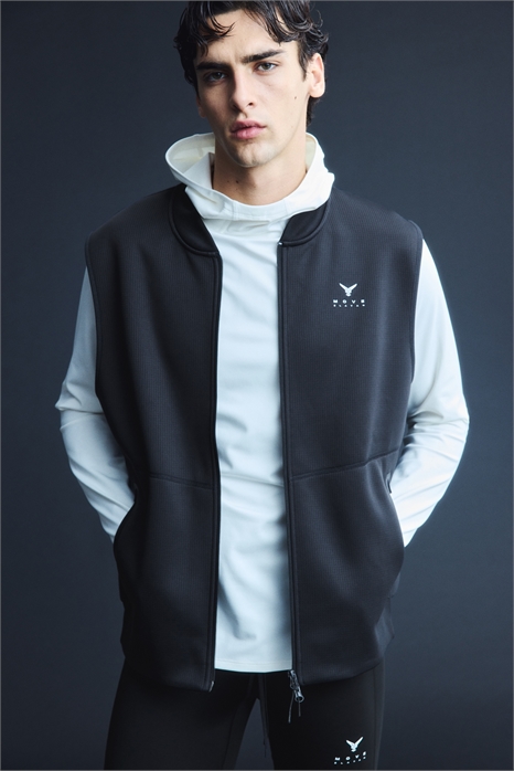 Спортивная жилетка с ThermoMove™ артикул 1304369001