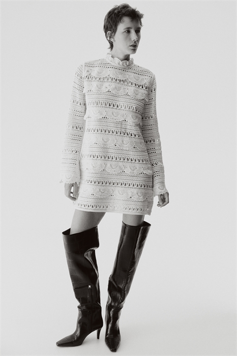 Мини-платье с эффектом вязания крючком артикул 1329554001