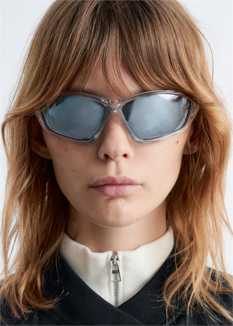 Спортивные солнцезащитные очки артикул 1316966001