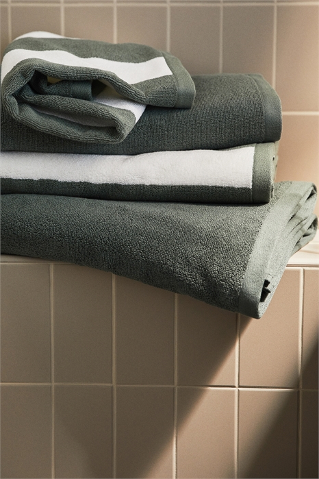 Махровое полотенце артикул 1076715034