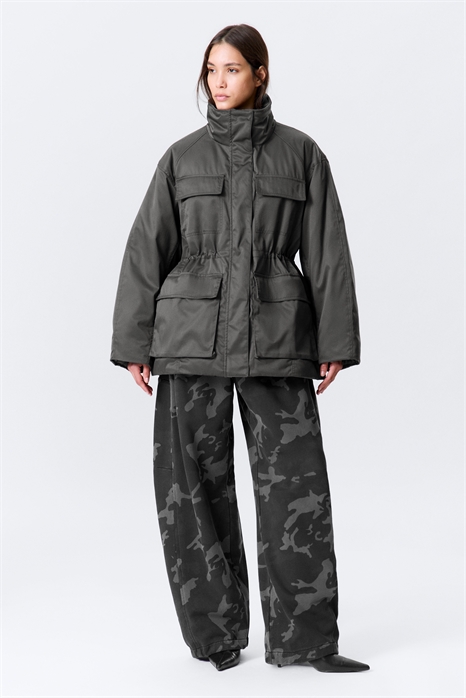 Универсальная куртка с утеплением и увеличенным размером артикул 1326024001