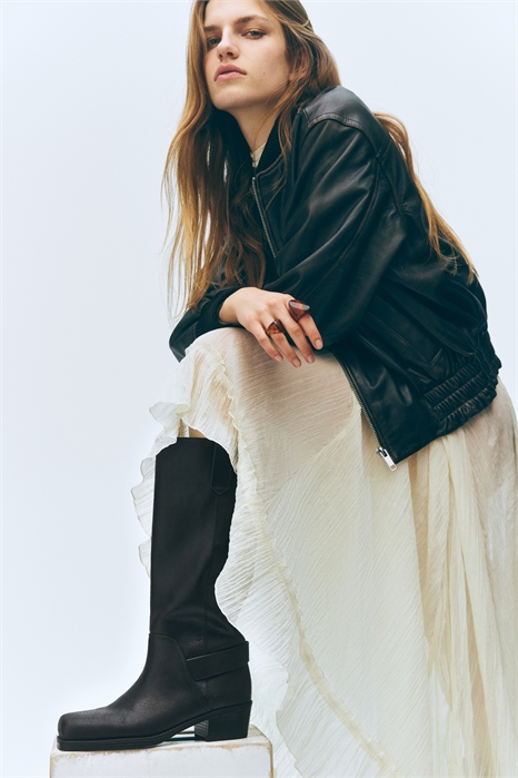 Ботинки до колен артикул 1328037001