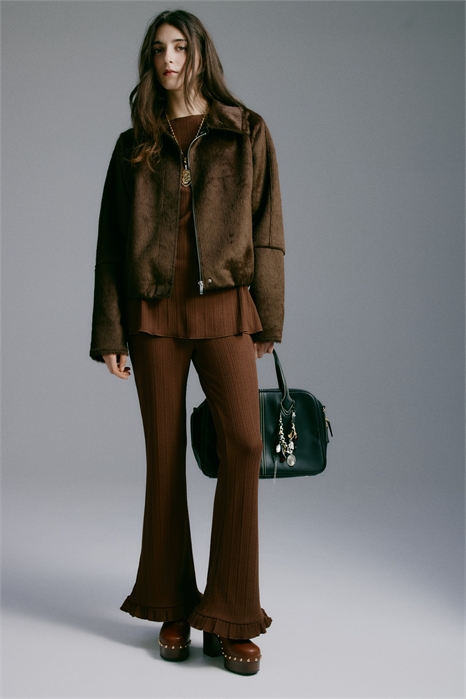 Расклешенные брюки из трикотажа в рубчик артикул 1320229001