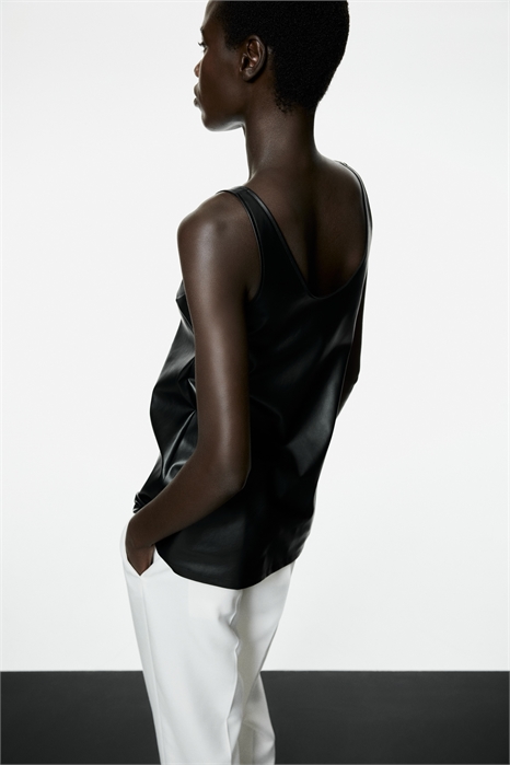 Жилет с покрытием артикул 1324000001