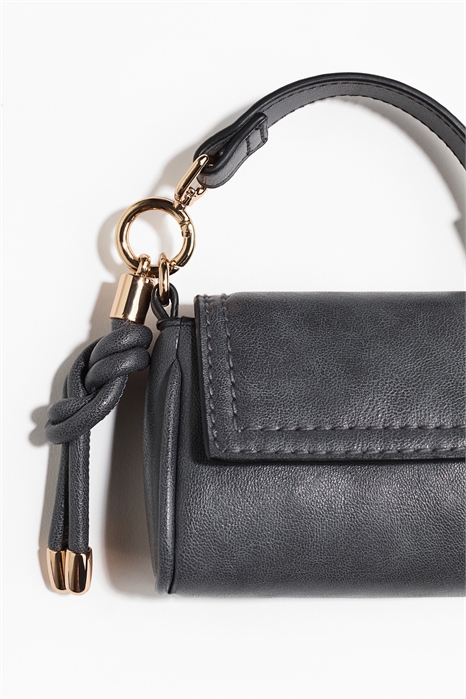 Маленькая сумка артикул 1330029001