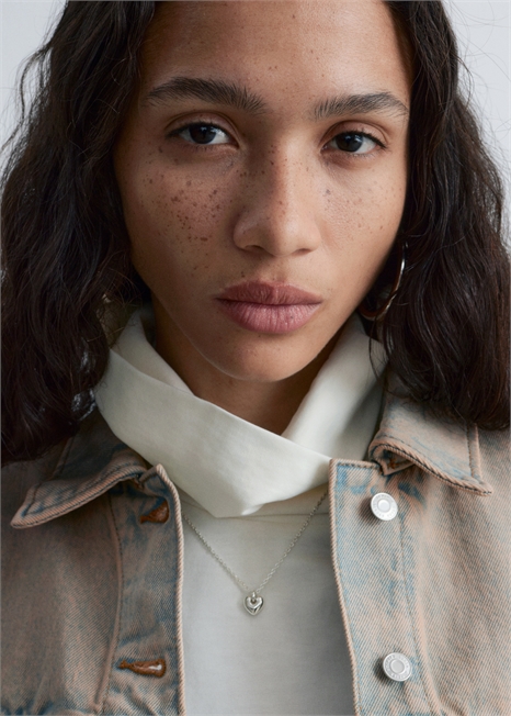 Колье с кулоном в форме сердца артикул 1311004004