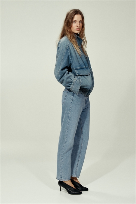 Джинсы Mom Slim Fit с высокой талией по щиколотку артикул 0941666079