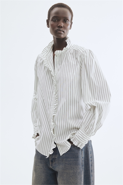 Блузка с оборками артикул 1316498001