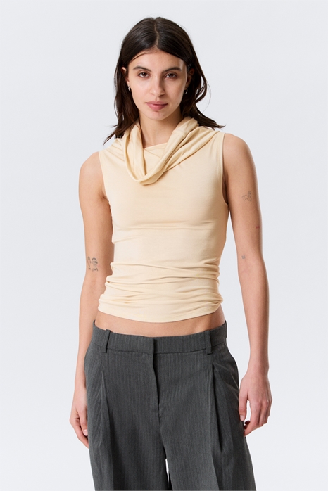 Топ без рукавов с воротником-воронкой артикул 1335803004