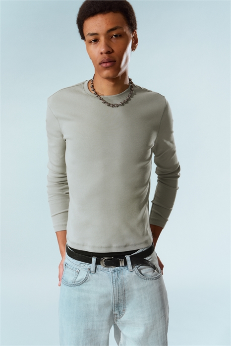 Ребристая футболка с длинными рукавами артикул 1301732004