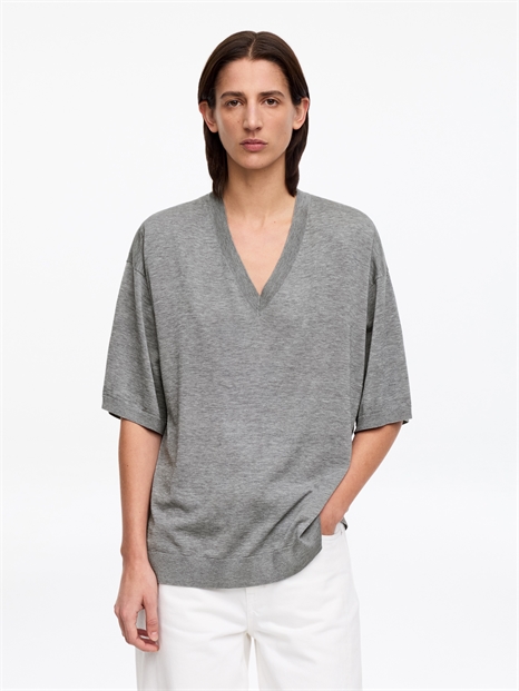 Хлопково-шелковый топ с V-образным вырезом артикул 1332291001