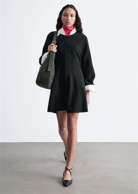 Кожаные балетки с перекрещивающимися ремешками артикул 1324081001