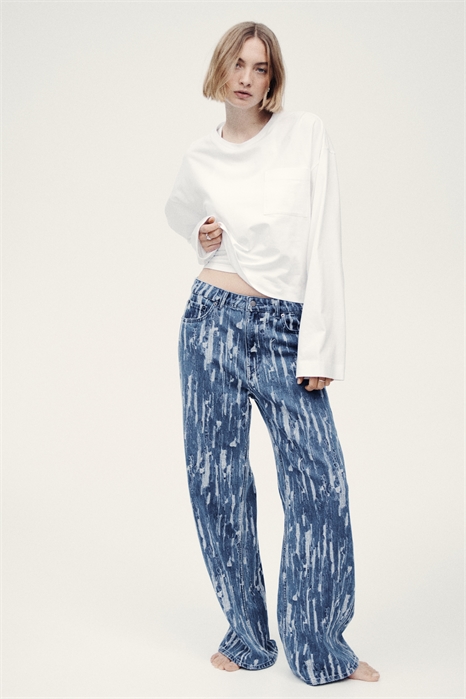 Джинсы с прямым низом и низкой талией артикул 1329465001