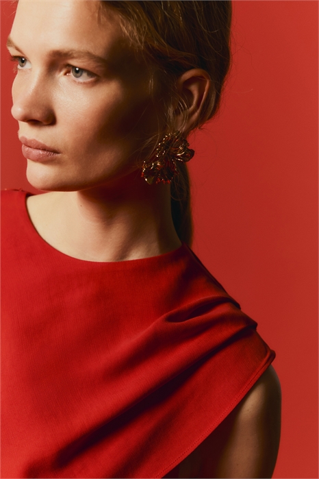 Блузка с асимметричным капюшоном артикул 1342164001