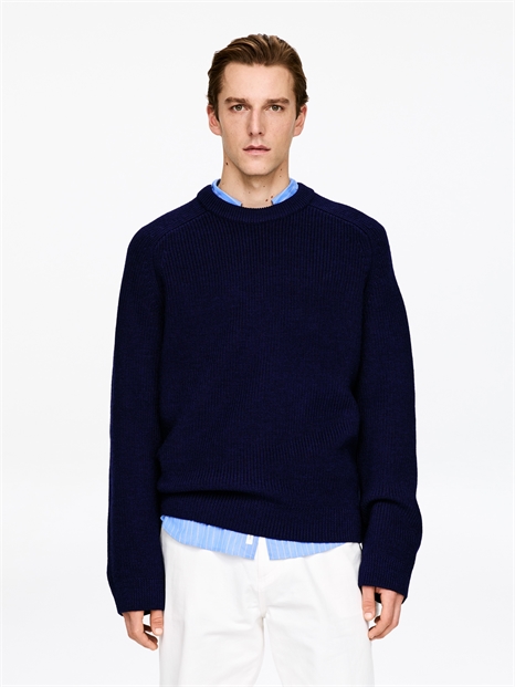 Свободный шерстяной свитер артикул 1316006002