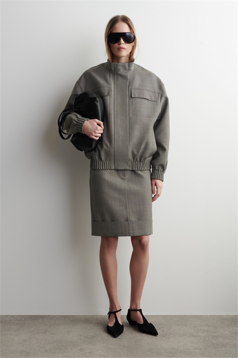 Бомбер из шерстяной смеси с воротником-воронкой артикул 1336957001