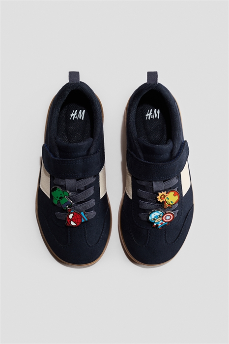 Кроссовки с аппликацией артикул 1313714005