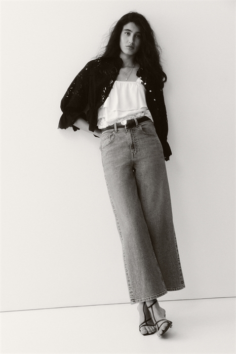 Джинсы с широкой высокой талией и укороченной длиной артикул 1324504003