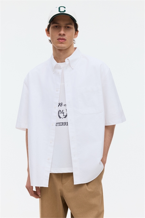 Рубашка Оксфорд с короткими рукавами и свободным кроем артикул 1332299004