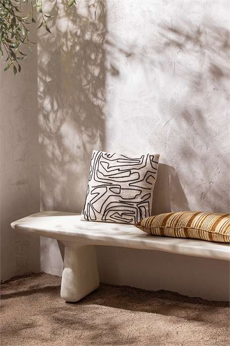 Лоджия с обеденным столом артикул 1333097001