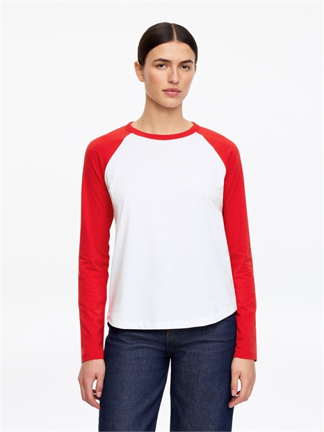 Футболка с длинными рукавами артикул 1339786001