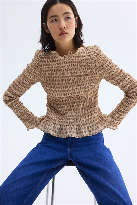 Топ со сборками артикул 1317901004