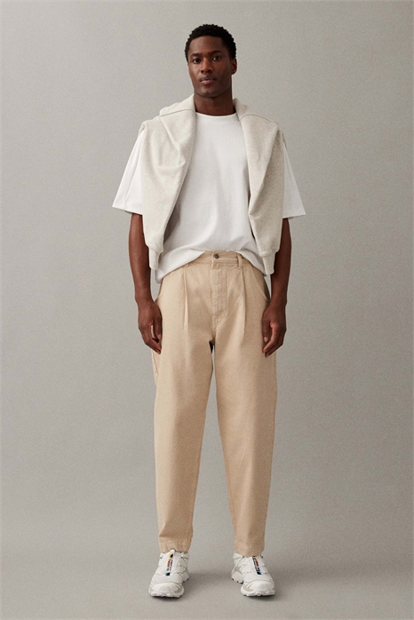 Джинсы свободного кроя с зауженными штанинами артикул 155312399