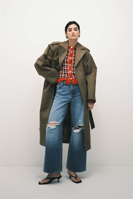 Тренч с элементом в виде функционального ремня артикул 155173546