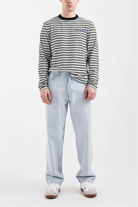 Джинсы свободного кроя, отбеленные, светло-голубого цвета артикул 152795868