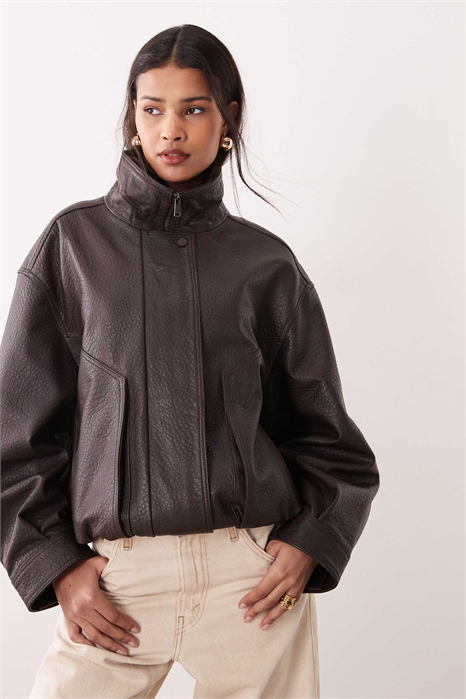 Куртка-воронка из 100% кожи от Capsule артикул 155170087