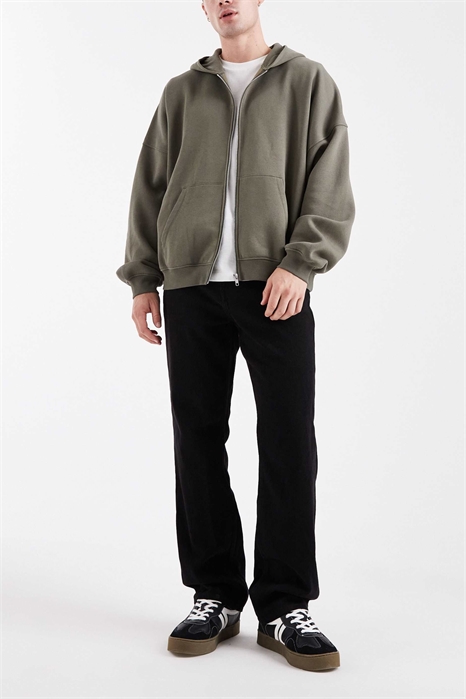 Джинсы с прямым кроем артикул 150590629