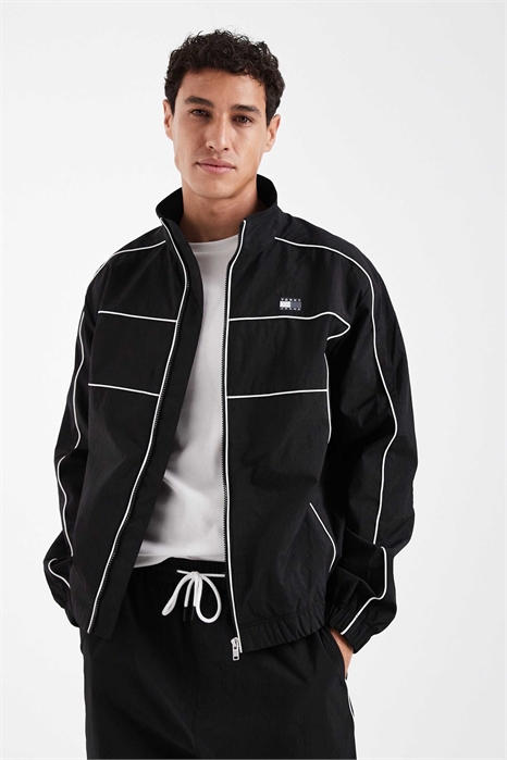 Спортивная куртка с логотипом на груди и деталями из трубочки артикул 151338398