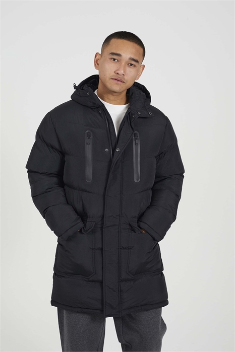 Длинная утепленная куртка с капюшоном черного цвета артикул 153064078