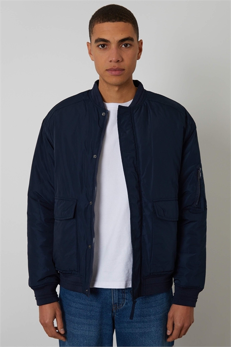 Утепленная бомбер-куртка темно-синего цвета артикул 155059256