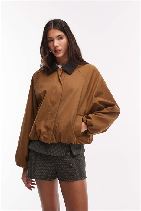 Эксклюзивная куртка с воротником и застежкой-кнопками артикул 154869021