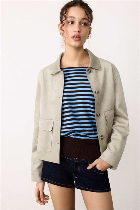 Куртка из искусственной замши с карманами цвета «камень» артикул 155425322