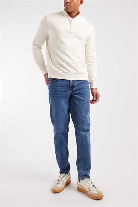 джинсы с зауженным кроем артикул 151700052