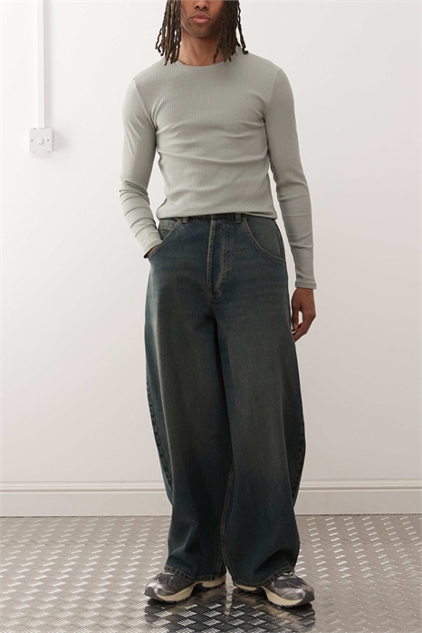 Джинсы X006 XL с низкой посадкой и эффектом гранж-зеленого окрашивания артикул 148410053