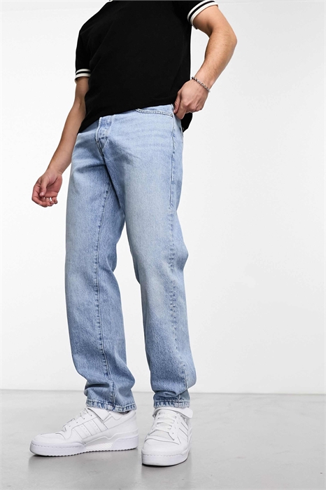 Джинсы с прямым кроем и светлым оттенком артикул 129613774