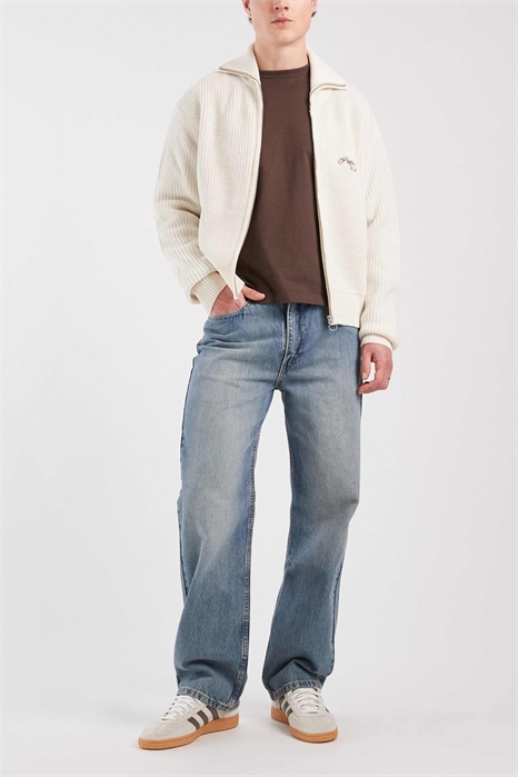 565 — джинсы свободного кроя прямого покроя артикул 149967586