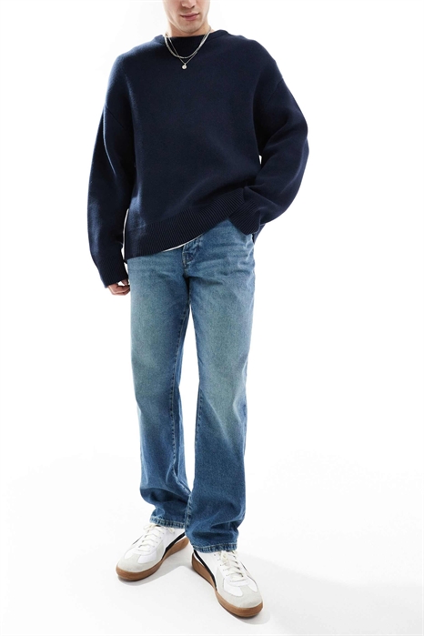 Джинсы с прямым кроем артикул 134841165