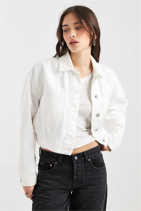 Джинсовая куртка-тракер укороченного кроя свободного покроя артикул 154159529