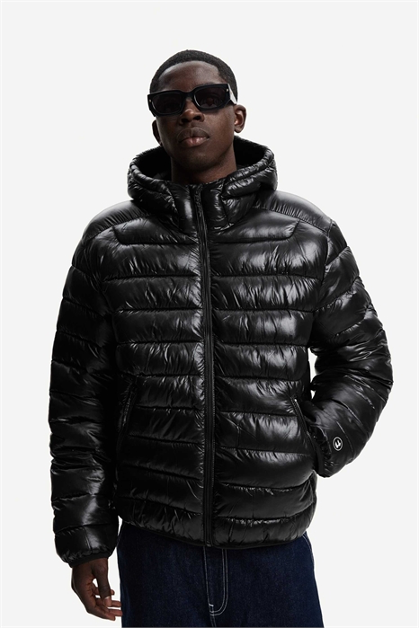 Легкая пуховая куртка артикул 149955184