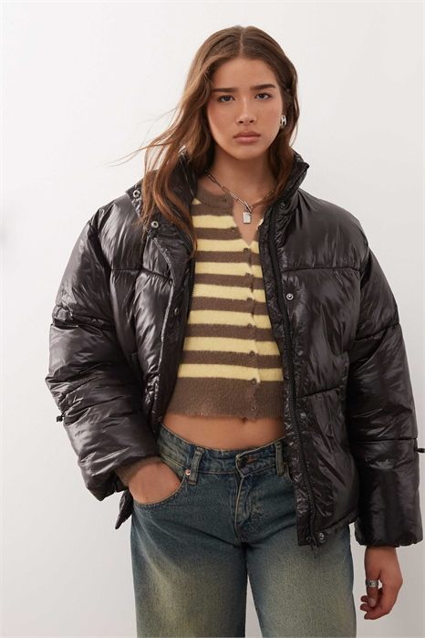 Блестящая пуховик артикул 147665005